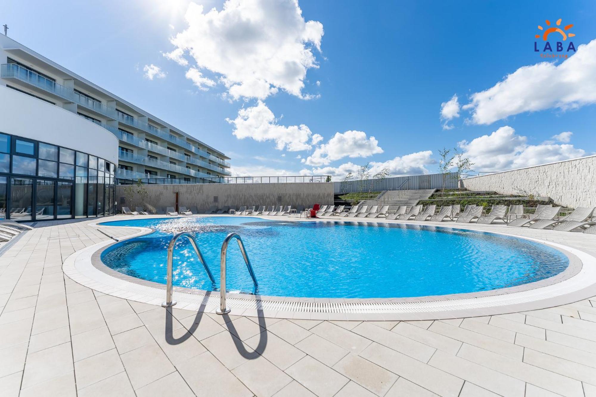 Laba Kolobrzeg Apartamenty Polanki Aqua Parking, Basen W Cenie מראה חיצוני תמונה