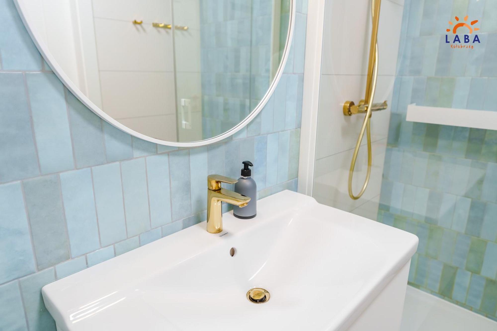 Laba Kolobrzeg Apartamenty Polanki Aqua Parking, Basen W Cenie מראה חיצוני תמונה