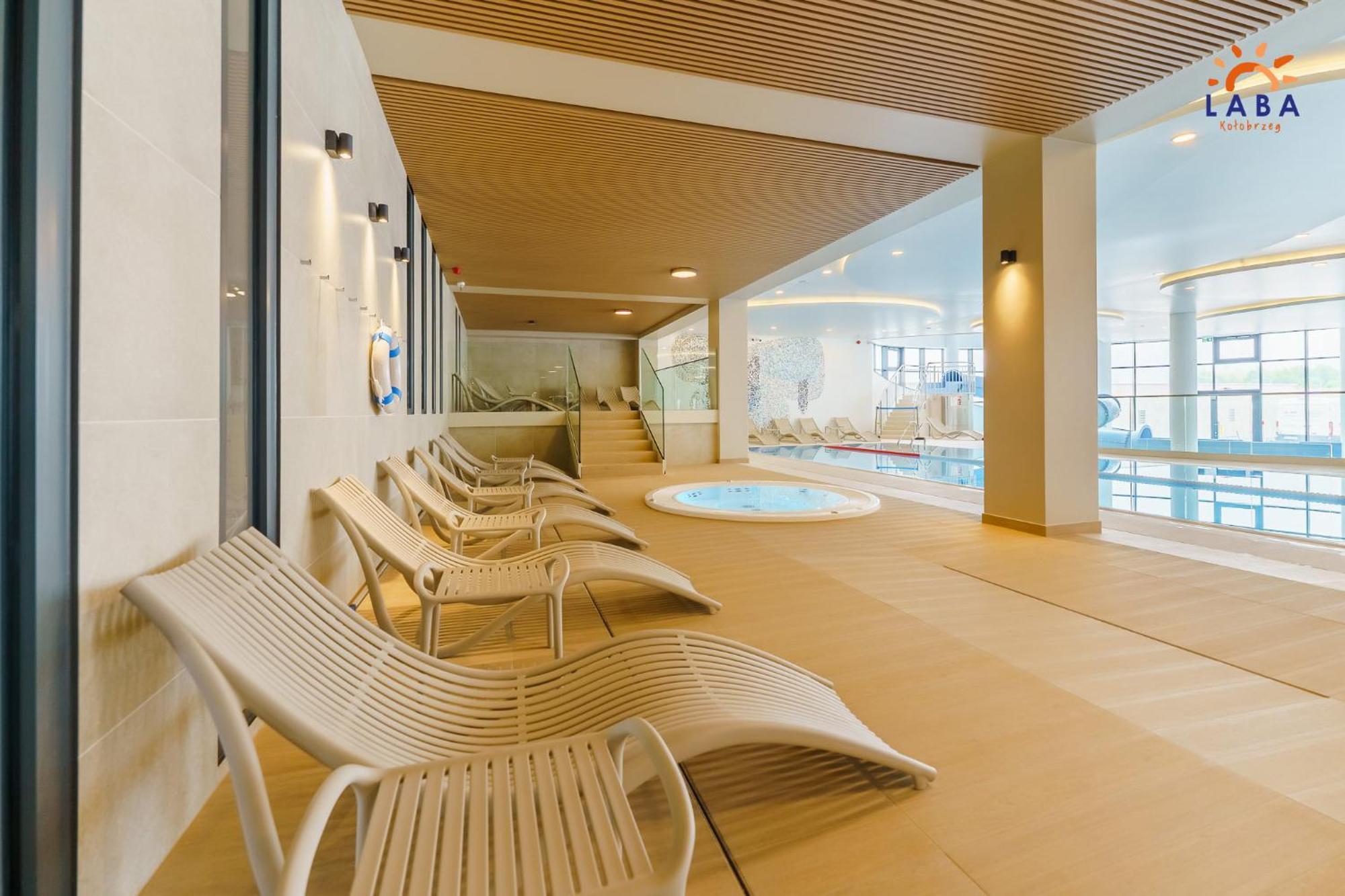 Laba Kolobrzeg Apartamenty Polanki Aqua Parking, Basen W Cenie מראה חיצוני תמונה