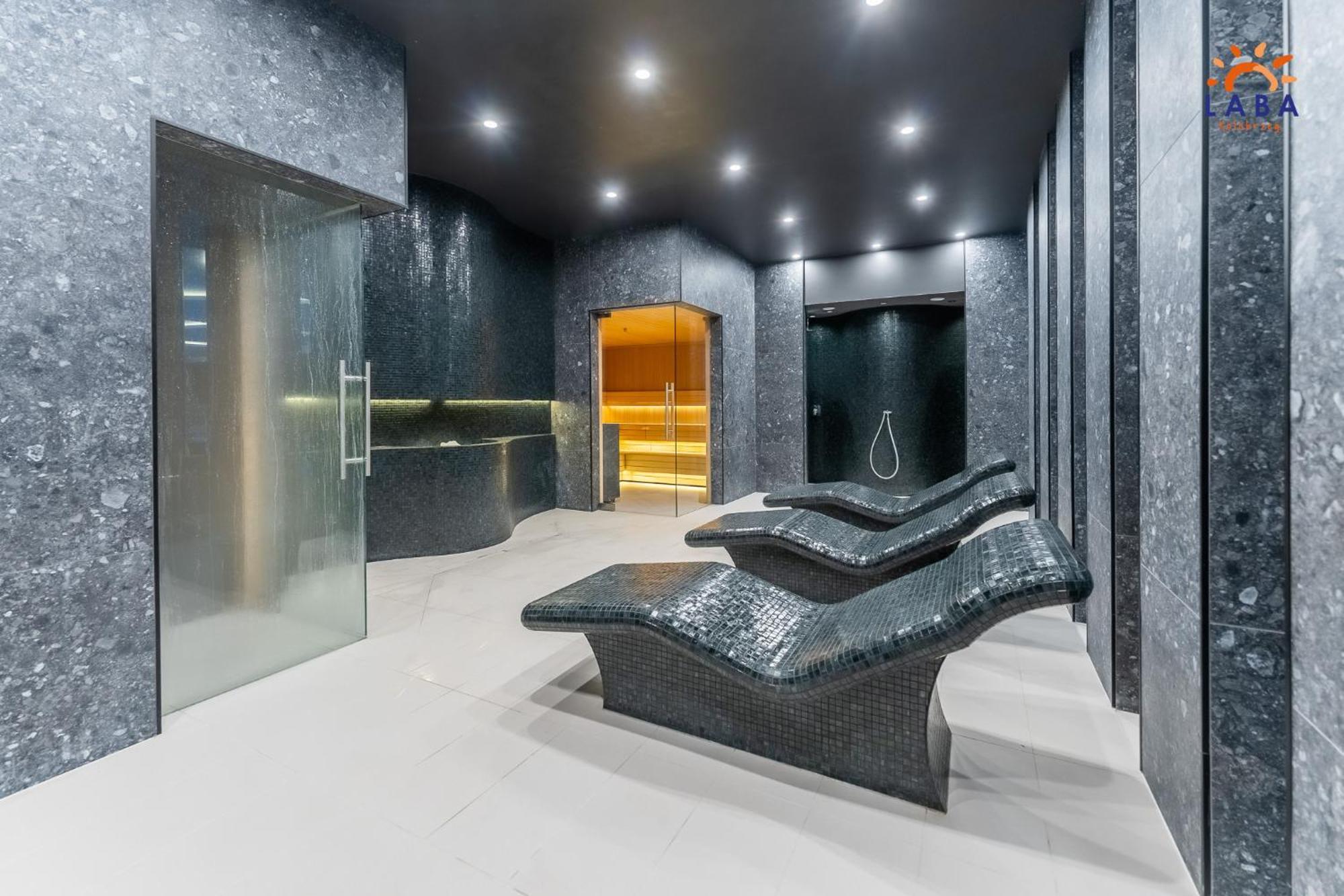 Laba Kolobrzeg Apartamenty Polanki Aqua Parking, Basen W Cenie מראה חיצוני תמונה